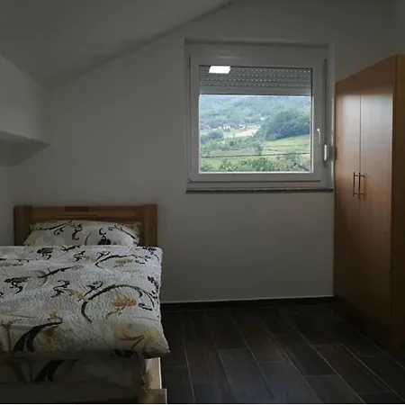 아파트 Sobe Dado, Gostionica Kod Dade *